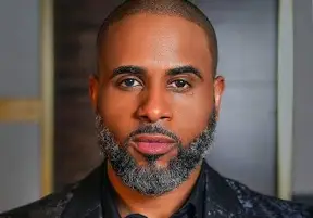 Damian Valentine